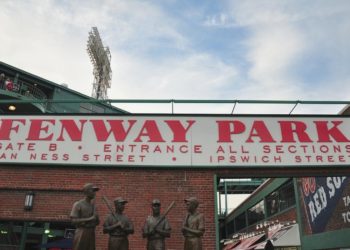 Apple Watch / Red Sox cheating scandal points toward larger issues