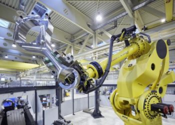 GE adds edge analytics, AI capabilities to its industrial IoT suite