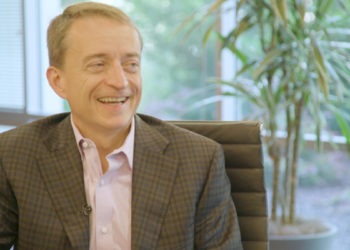 VMware embraces cloud during VMWorld, CEO Gelsinger says